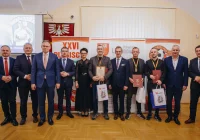 Wyniki piłkarskiego plebiscytu: najlepsi piłkarze, trenerzy i drużyna roku - zdjęcie główne