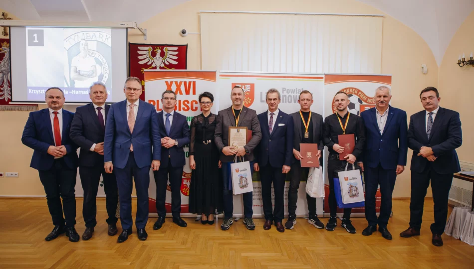 Wyniki piłkarskiego plebiscytu: najlepsi piłkarze, trenerzy i drużyna roku - zdjęcie 1
