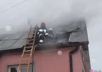 Ogień strawił dom - straty wynoszą około 150 tys. zł - zdjęcie główne