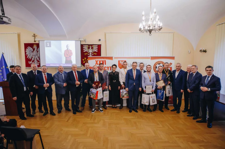 Plebiscyt wyłonił najlepszych piłkarzy, trenerów i drużynę roku - zdjęcie 5