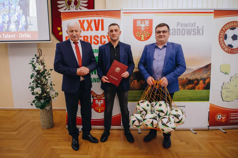 Plebiscyt wyłonił najlepszych piłkarzy, trenerów i drużynę roku - zdjęcie 8