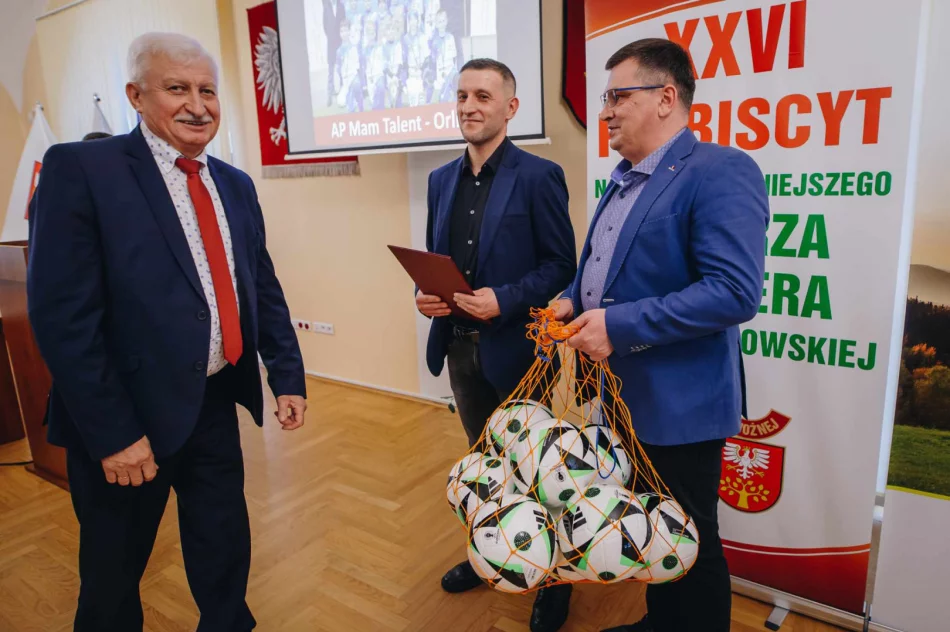 Plebiscyt wyłonił najlepszych piłkarzy, trenerów i drużynę roku - zdjęcie 16