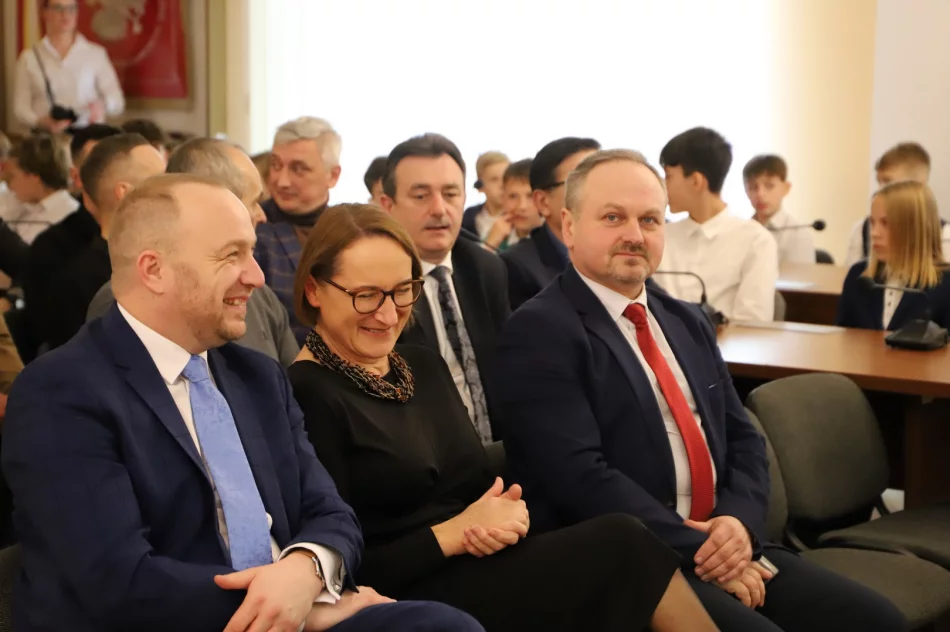 Wybrano najlepszego piłkarza i trenera ziemi Limanowskiej 2023 - zdjęcie 18