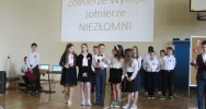 Akademia upamiętniająca Żołnierzy Wyklętych w Szkole Podstawowej Nr 1 w Starej Wsi - zdjęcie 3