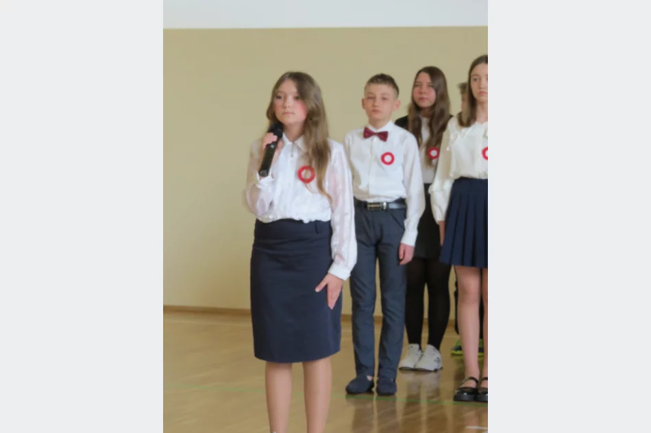 Akademia upamiętniająca Żołnierzy Wyklętych w Szkole Podstawowej Nr 1 w Starej Wsi - zdjęcie 11