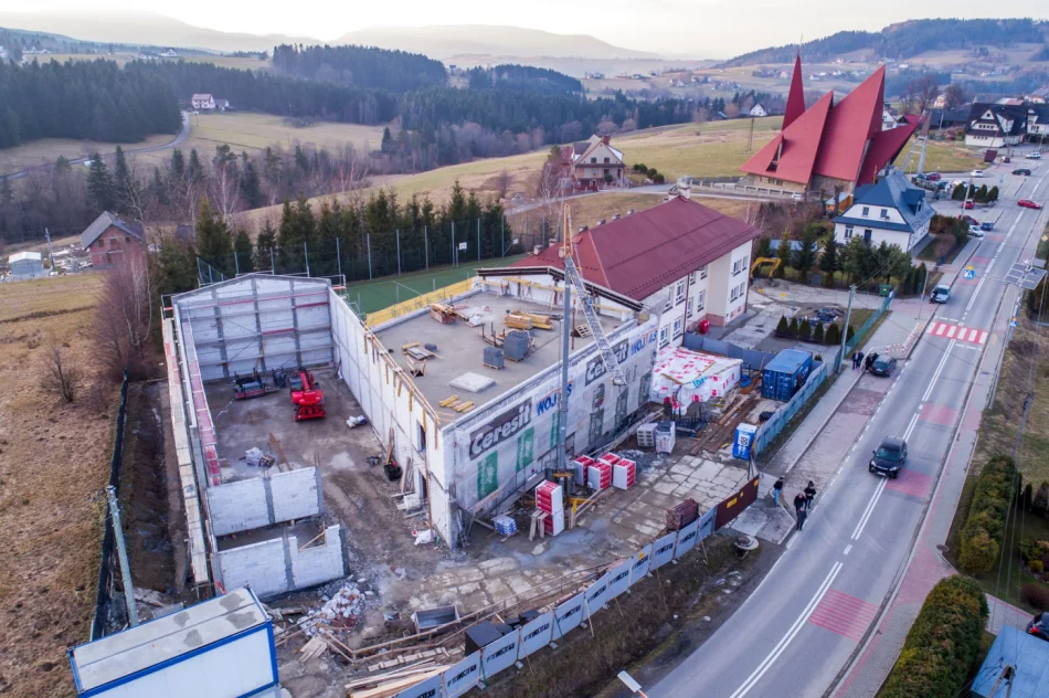 Postępy przy rozbudowie Szkoły Podstawowej nr 2 w Siekierczynie - zdjęcie 3