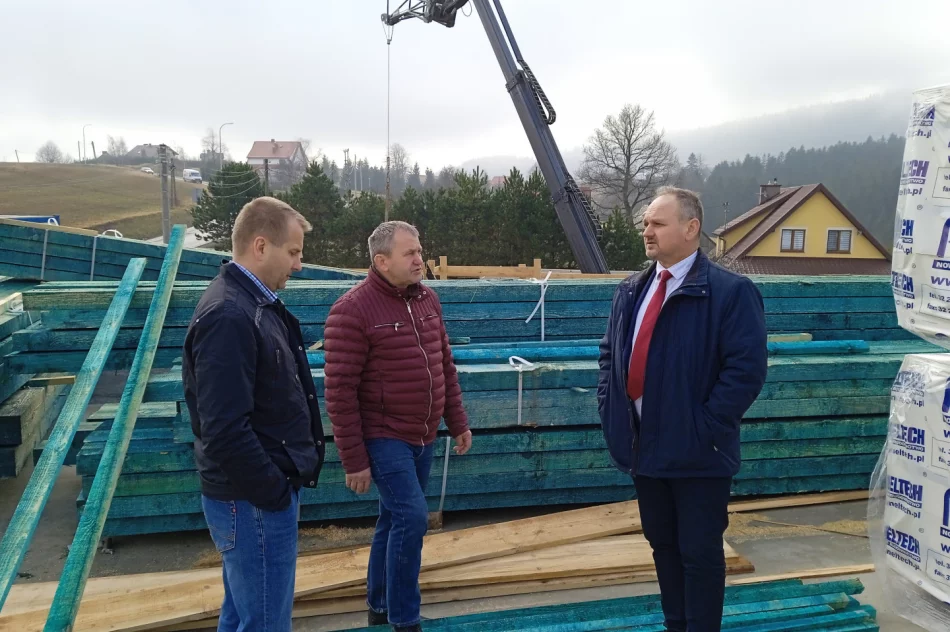 Postępy przy rozbudowie Szkoły Podstawowej nr 2 w Siekierczynie - zdjęcie 4