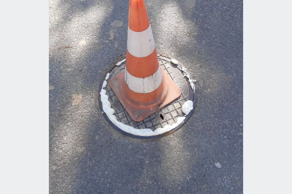 Nietypowa naprawa pokrywy studzienki - zdjęcie 2