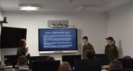Spotkanie z okazji Dnia Pamięci „Żołnierzy Wyklętych”w Miejskiej Bibliotece Publicznej - zdjęcie 3