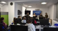Spotkanie z okazji Dnia Pamięci „Żołnierzy Wyklętych”w Miejskiej Bibliotece Publicznej - zdjęcie 5
