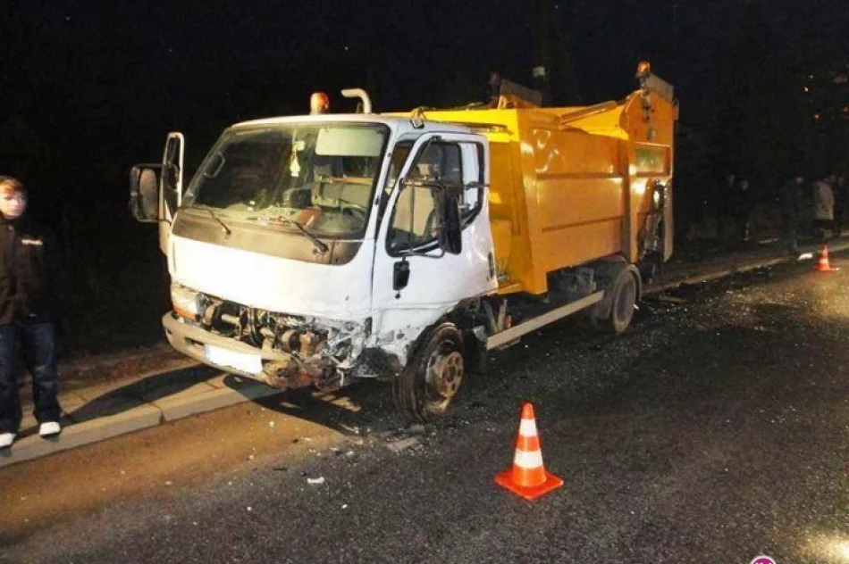 Nissan zderzył się z samochodem ciężarowym - zdjęcie 2