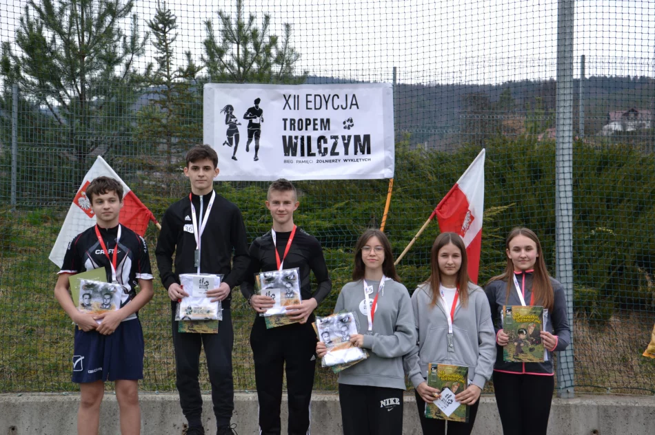 „TROPEM WILCZYM W SZKOLE” - KŁONE i MORDARKA III edycja w Gminie Limanowa - zdjęcie 9