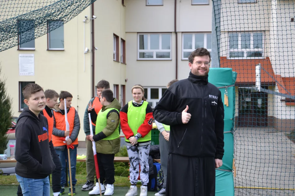 „TROPEM WILCZYM W SZKOLE” - KŁONE i MORDARKA III edycja w Gminie Limanowa - zdjęcie 11