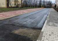 Dobiega końca remont placów i dróg wewnętrznych przy blokach na os. Zygmunta Augusta - zdjęcie główne