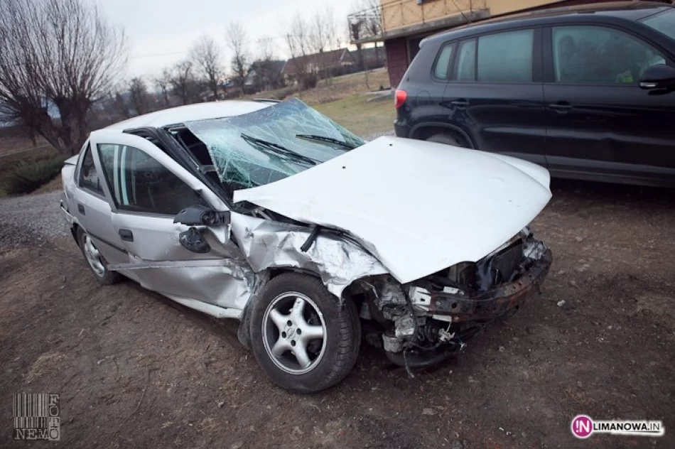 Nadmierna prędkość przyczyną zderzenia - zdjęcie 2