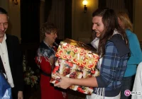 Rodziny zastępcze dostały świąteczne paczki - zdjęcie główne