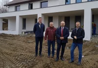 Prace przy rozbudowie budynku wielofunkcyjnego w Mordarce idą pełną parą - zdjęcie główne