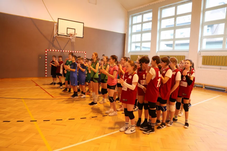 Poznaliśmy ZWYCIĘZCÓW Igrzysk Dzieci Piłki siatkowej - 4-ki - zdjęcie 2