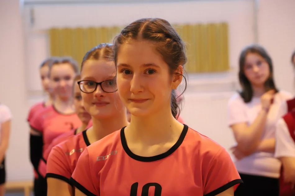 Poznaliśmy ZWYCIĘZCÓW Igrzysk Dzieci Piłki siatkowej - 4-ki - zdjęcie 9