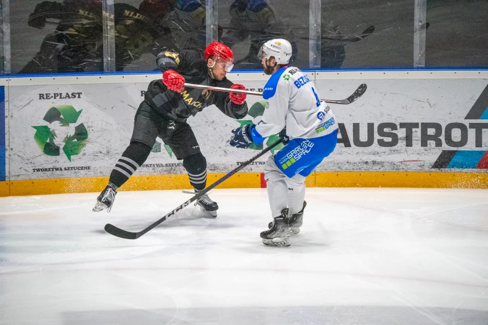 Unia Oświęcim pokonała Cracovię i awansowała do półfinału (zdjęcia) - zdjęcie 12