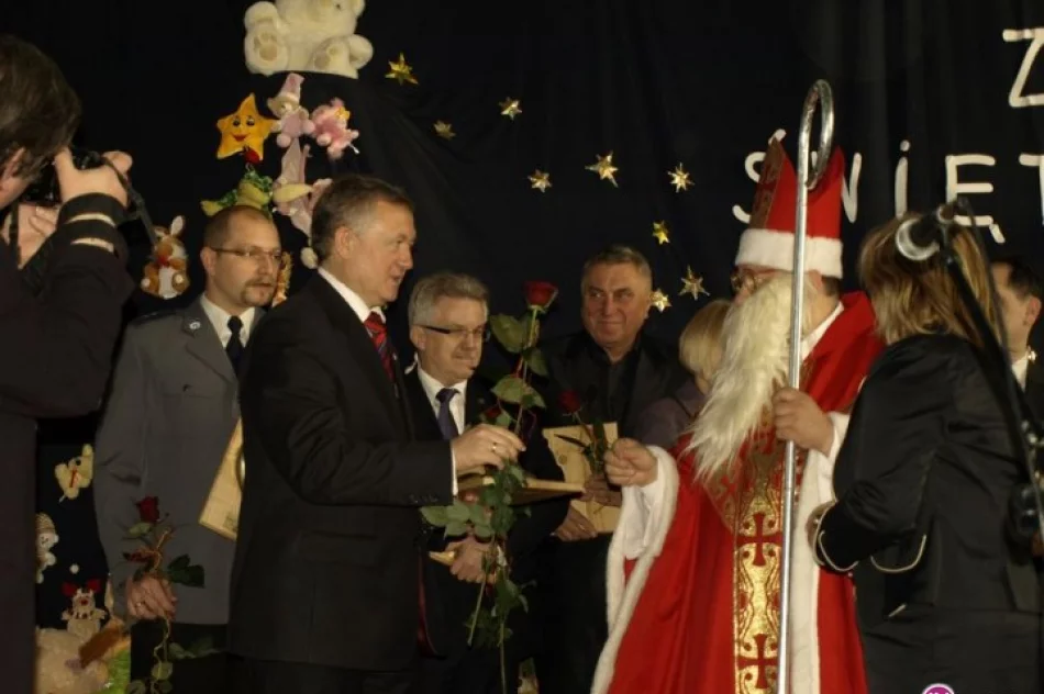 Mikołajki z o. Rydzykiem i Krzynówkiem - zdjęcie 4