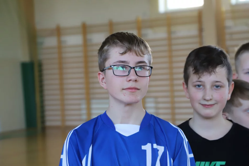Stara Wieś zwycięzcami w zawodach piłki ręcznej dzieci - zdjęcie 3