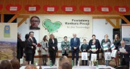Młodzi recytatorzy w hołdzie ks. Twardowskiemu - zdjęcie 2
