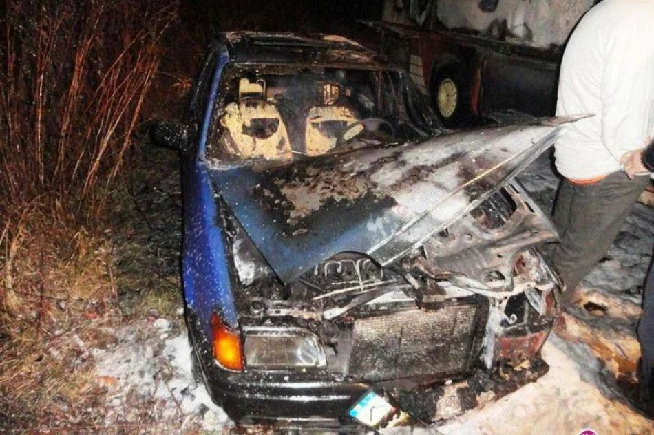 Spłonął autobus i samochód osobowy - zdjęcie 3