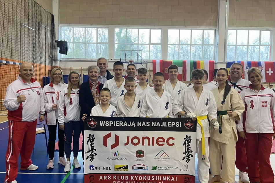 Międzynarodowy sukces karateków ARS Limanowa – JONEC Team – bardzo dobra postawa i 5 medali na Chorwacji - zdjęcie 18