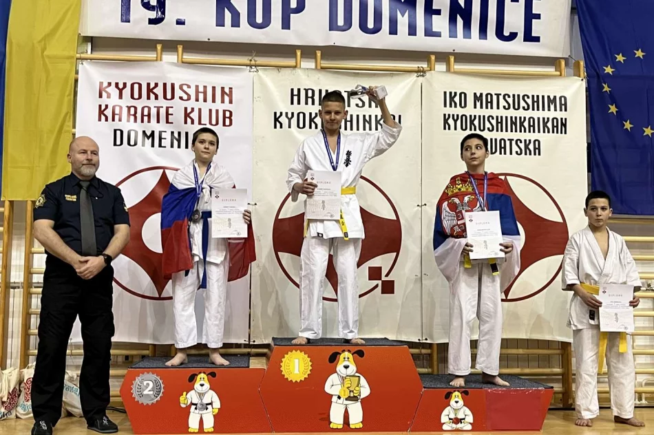Międzynarodowy sukces karateków ARS Limanowa – JONEC Team – bardzo dobra postawa i 5 medali na Chorwacji - zdjęcie 20