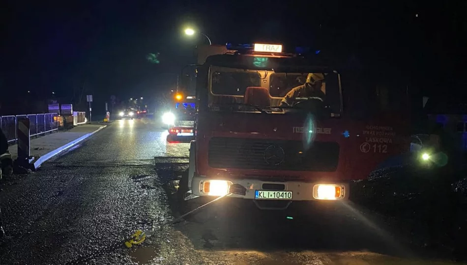 Nietrzeźwa 63-latka doprowadziła do przewrócenia auta - zdjęcie 1