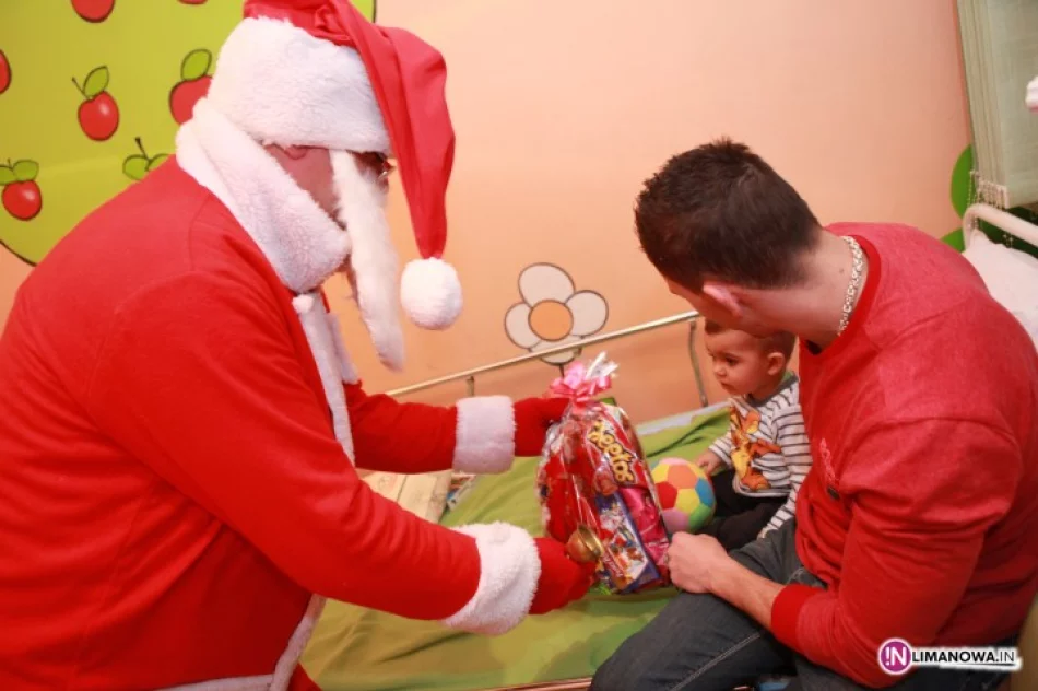 Mikołaj przybył do chorych dzieci - zdjęcie 3