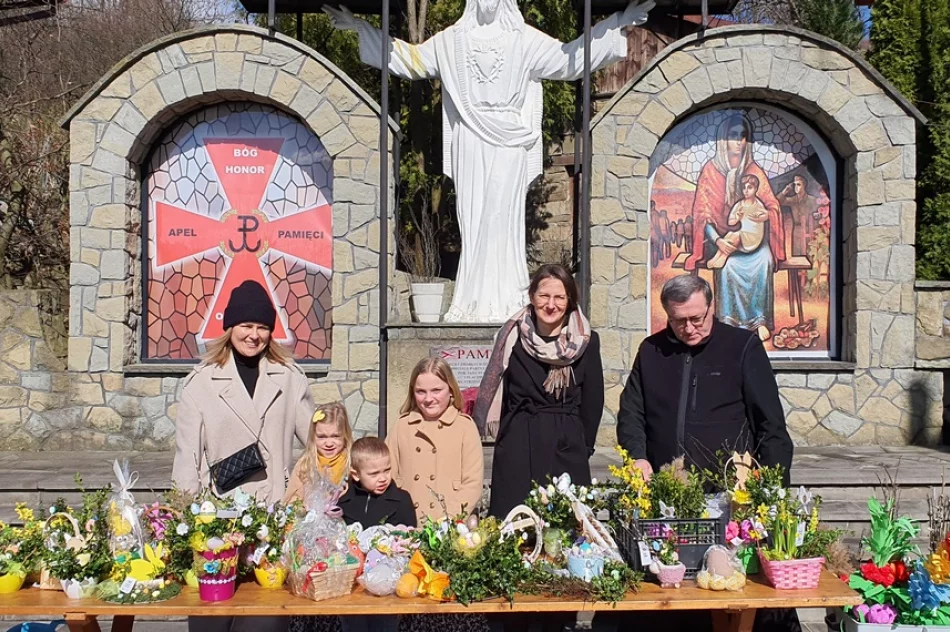Kiermasz Wielkanocny i szczytny cel - zdjęcie 2