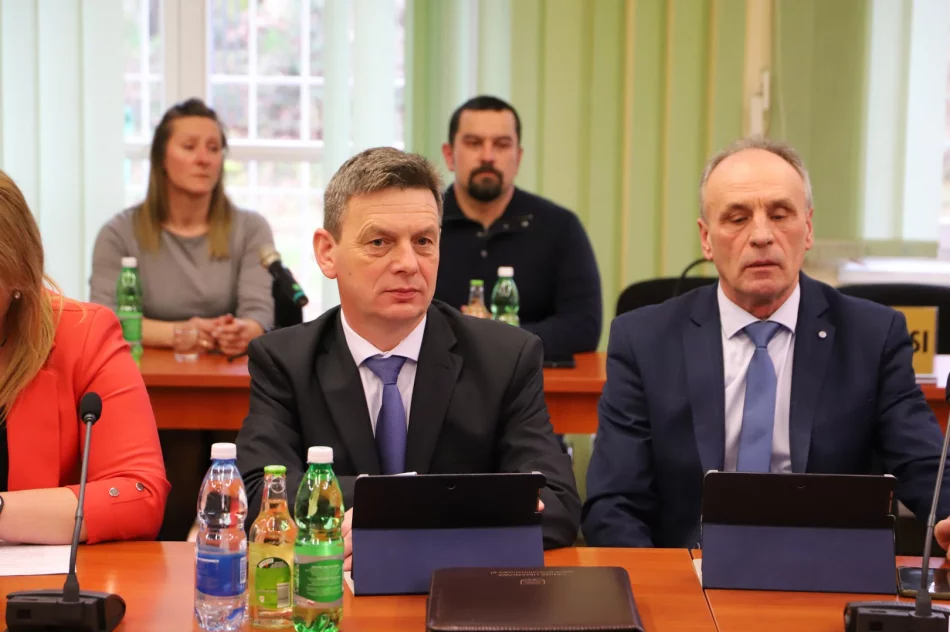 XXXIV sesja Rady Gminy Limanowa - zdjęcie 17
