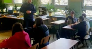 Policjanci promowali swój zawód wśród młodzieży - zdjęcie 2