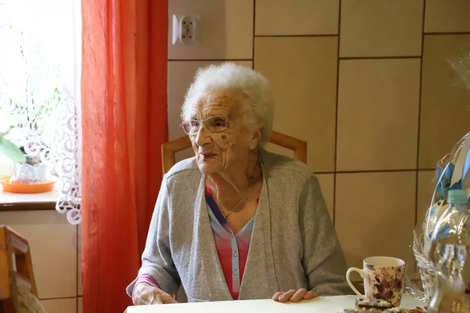 100-latka doczekała się gromady wnuków, prawnuków i praprawnuków! - zdjęcie 2