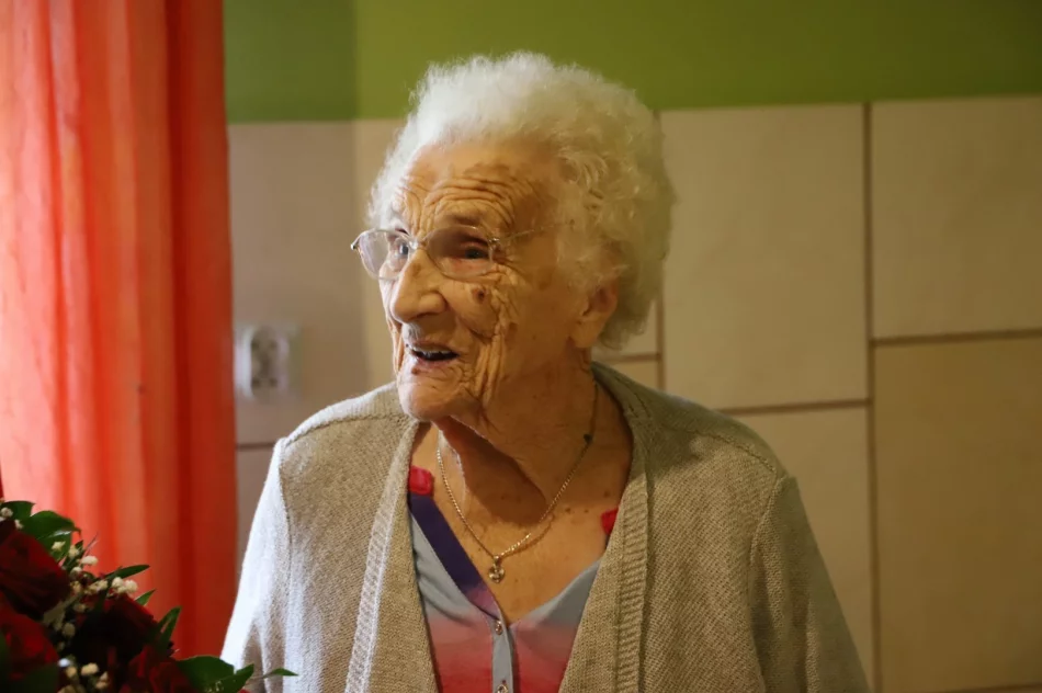 100-latka doczekała się gromady wnuków, prawnuków i praprawnuków! - zdjęcie 4