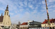 20-metrowa Palma Wielkanocna stanęła na limanowskim rynku - zdjęcie 2