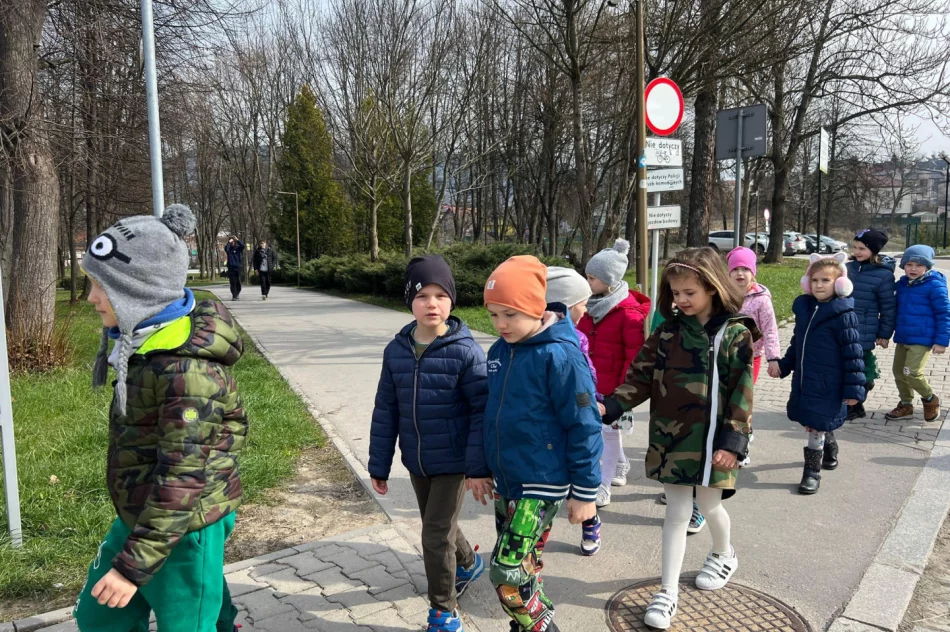 Pożegnanie Marzanny w Miejskim Przedszkolu Nr 1 - zdjęcie 6