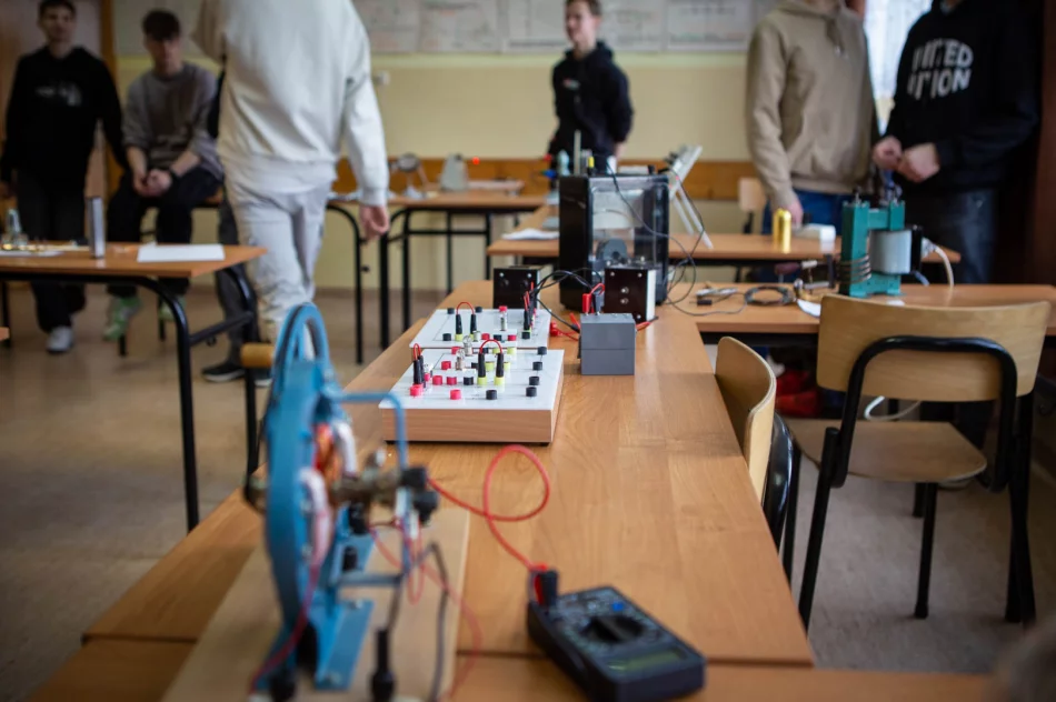 Dzień Otwarty w Mechaniku i nowy sprzęt dla elektryków (ZDJĘCIA) - zdjęcie 7