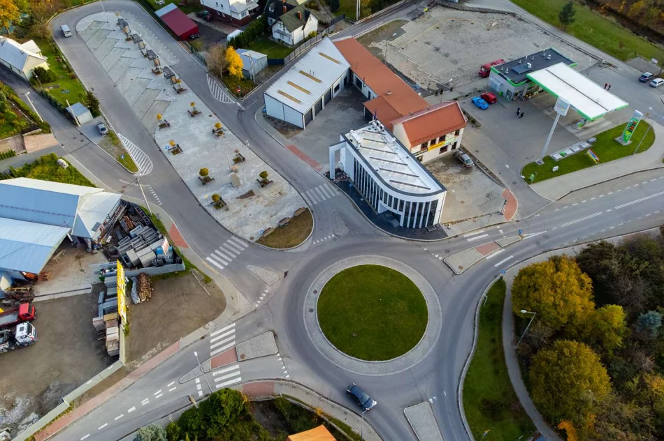 Informacje o mieście – zadania wykonane w ramach programu „Niskoemisyjny transport miejski” - zdjęcie 5