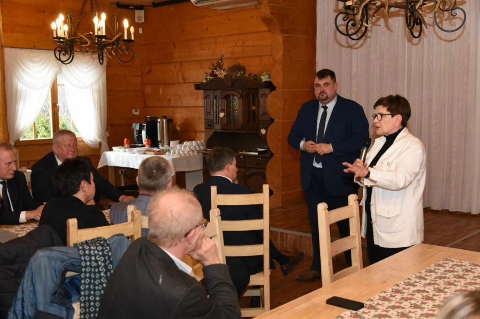 Beata Szydło agitowała i życzyła nadziei (ZDJĘCIA) - zdjęcie 3