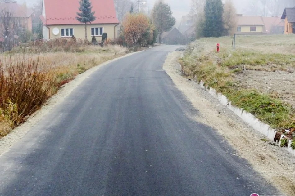 Miejska droga rok po remoncie... - zdjęcie 2