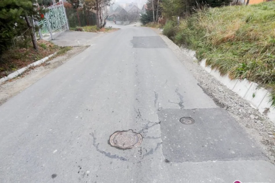 Miejska droga rok po remoncie... - zdjęcie 3