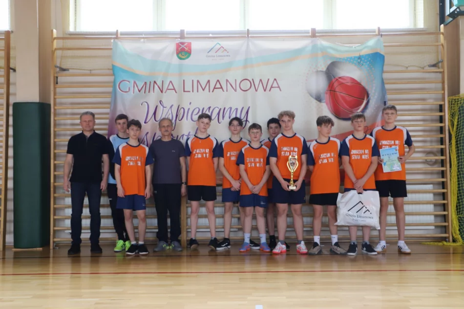 SP Rupniów wygrywa Igrzyska Młodzieży Szkolnej w piłce ręcznej - zdjęcie 7