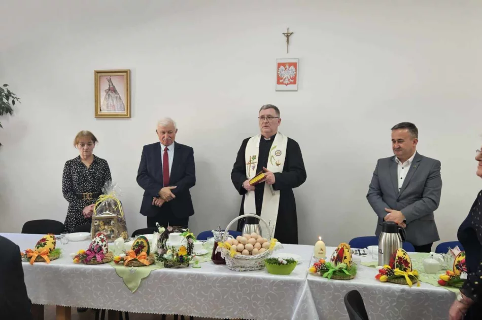 Wielkanocne spotkanie w Dziennym Domu „Senior+” w Limanowej - zdjęcie 14