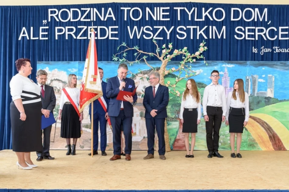 Szkoła ma nowego patrona - Świętą Rodzinę (ZDJĘCIA) - zdjęcie 11