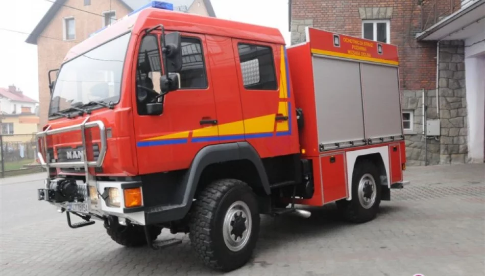 Wóz strażacki dla OSP Mszana Dolna - zdjęcie 1