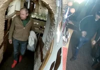 Rozpoznajesz ich? Ukradli w "Apollo" puszkę z charytatywnymi datkami - zdjęcie główne