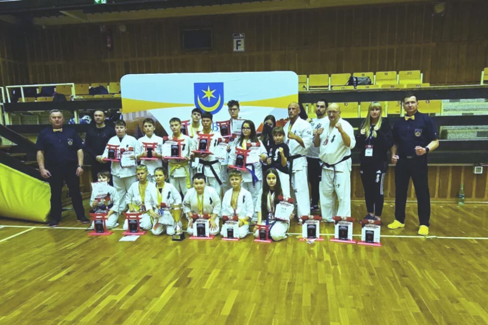 24 medale dla zawodników Limanowskiego Klubu Kyokushin Karate  - zdjęcie 20